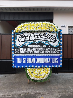 Papan Bunga Duka di Sukoreno